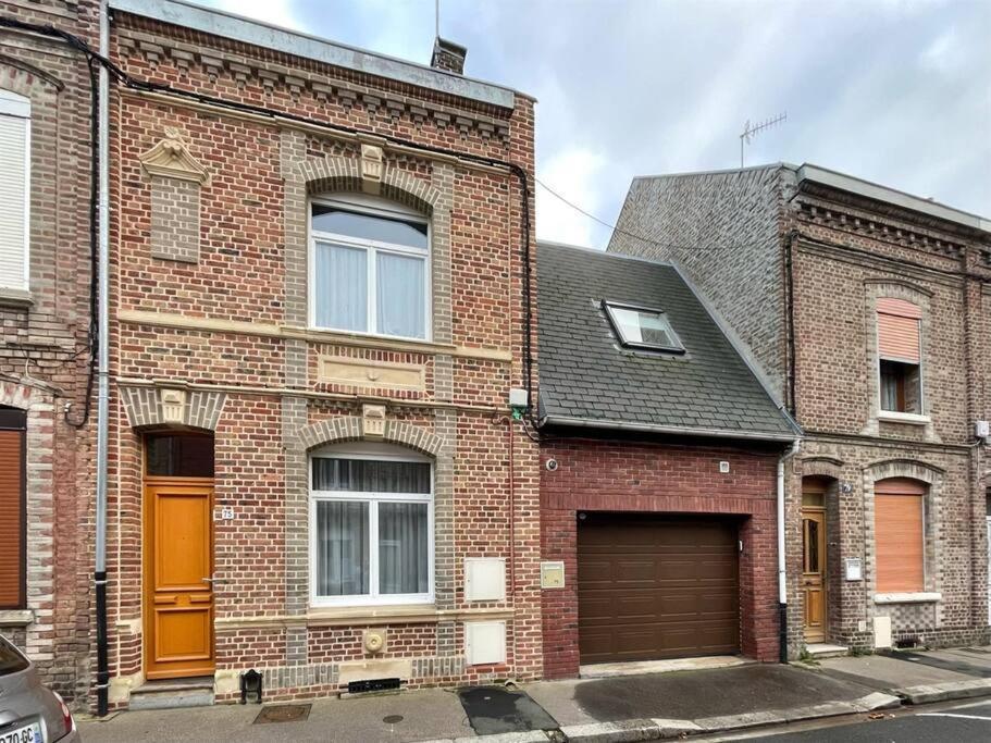 Hébergement de vacances Charming Near Downtown With Garage *